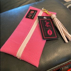 Mini Makeup Junkie Bag *New* Pink